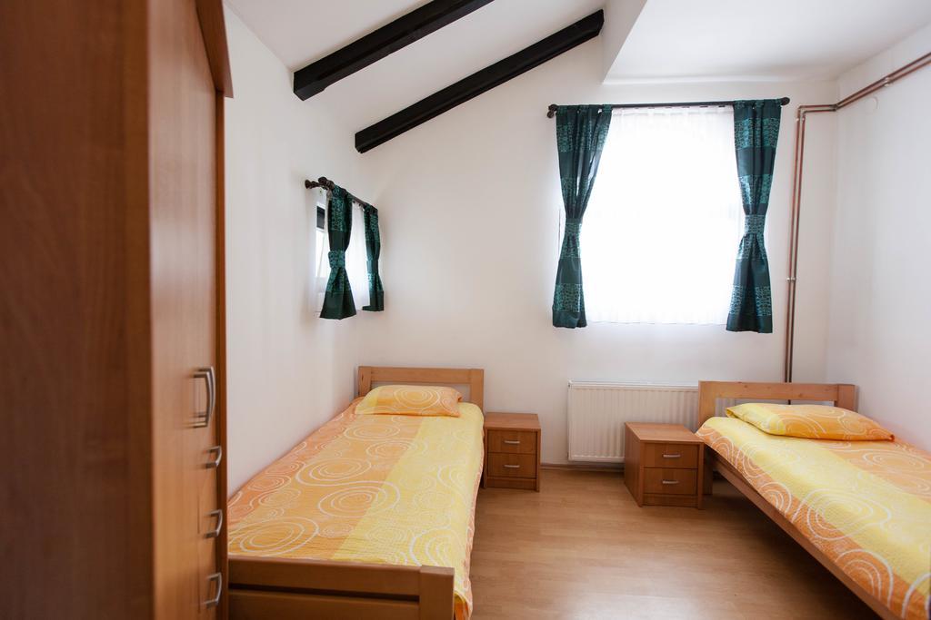 Apartment Licka Vodenica Josipdol Szoba fotó